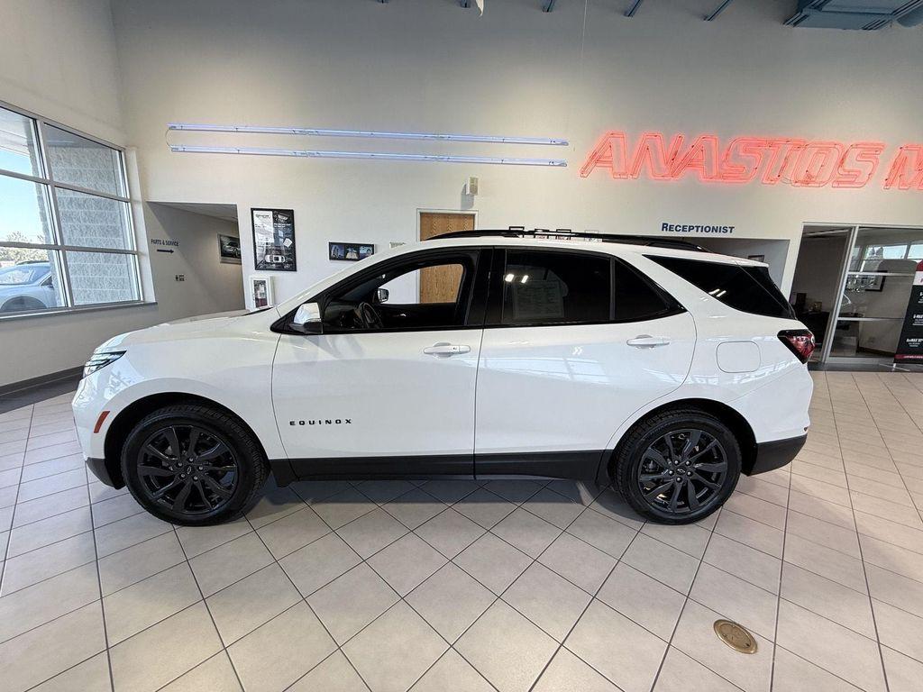 used 2022 Chevrolet Equinox car, priced at $21,990