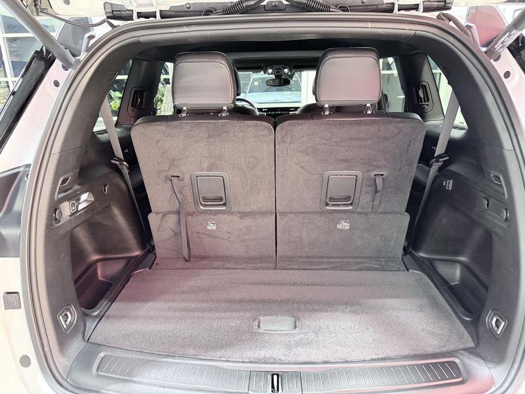 used 2022 Jeep Grand Cherokee L car, priced at $31,590