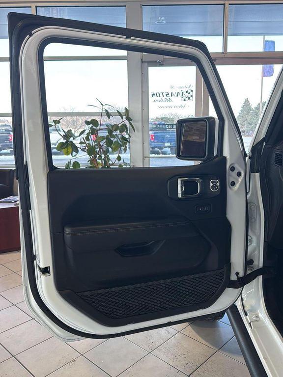 used 2021 Jeep Wrangler car, priced at $34,900