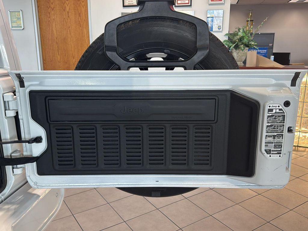 used 2021 Jeep Wrangler car, priced at $34,900