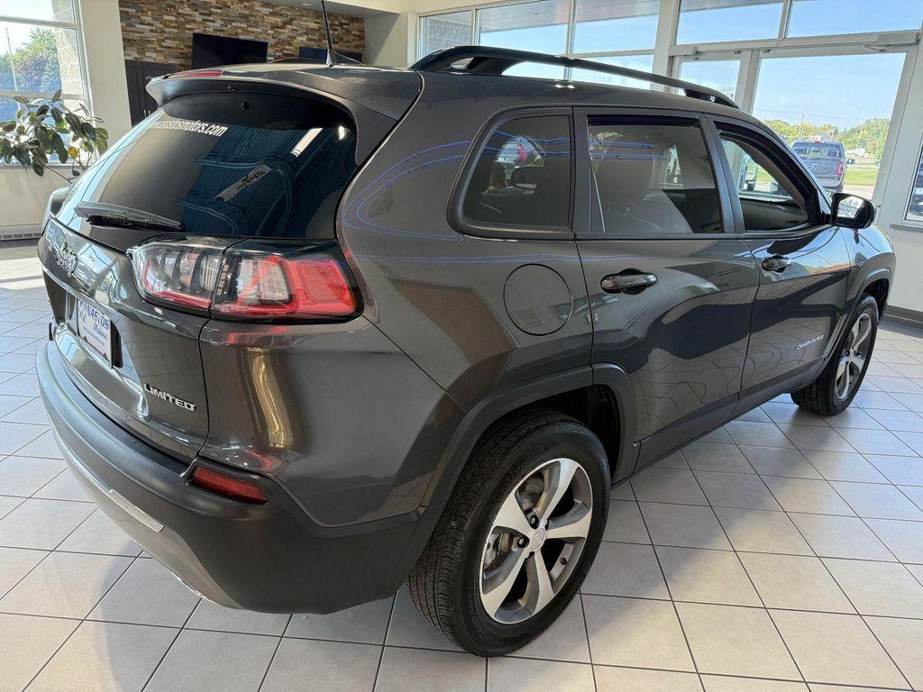 used 2022 Jeep Cherokee car, priced at $25,993