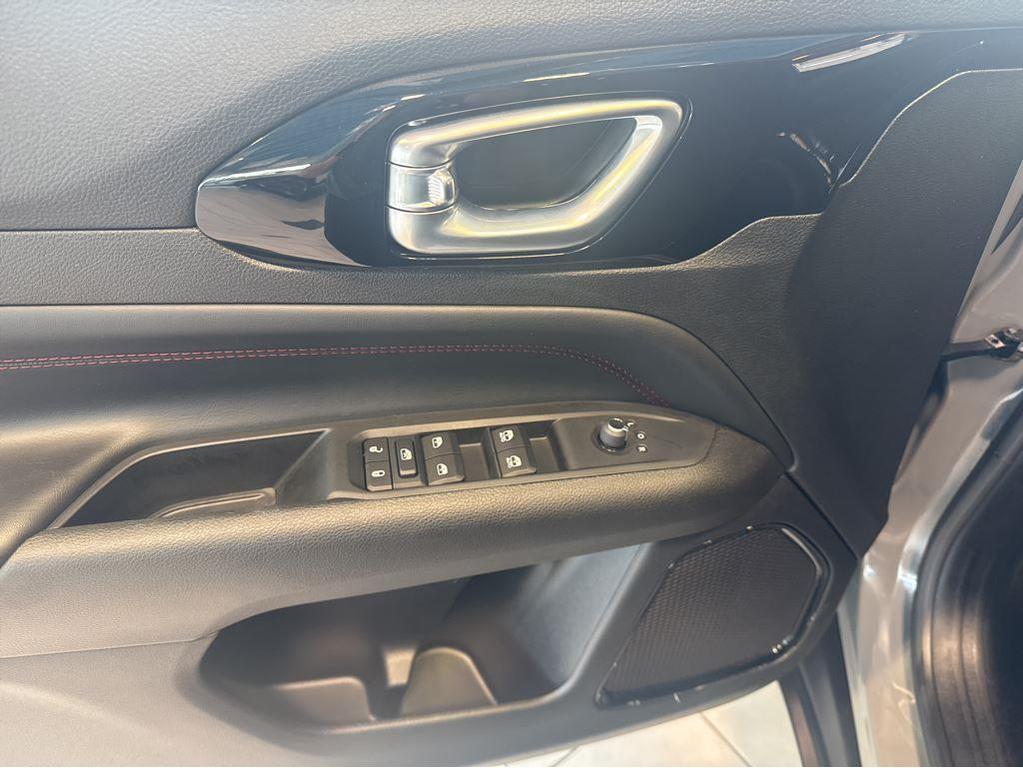 used 2022 Jeep Compass car, priced at $24,980