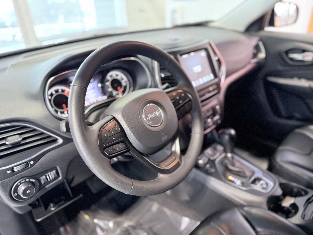 used 2022 Jeep Cherokee car, priced at $25,990