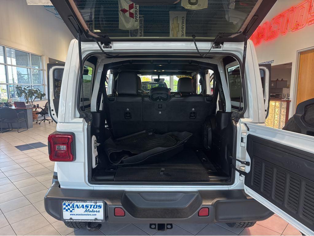 used 2021 Jeep Wrangler Unlimited car, priced at $25,990