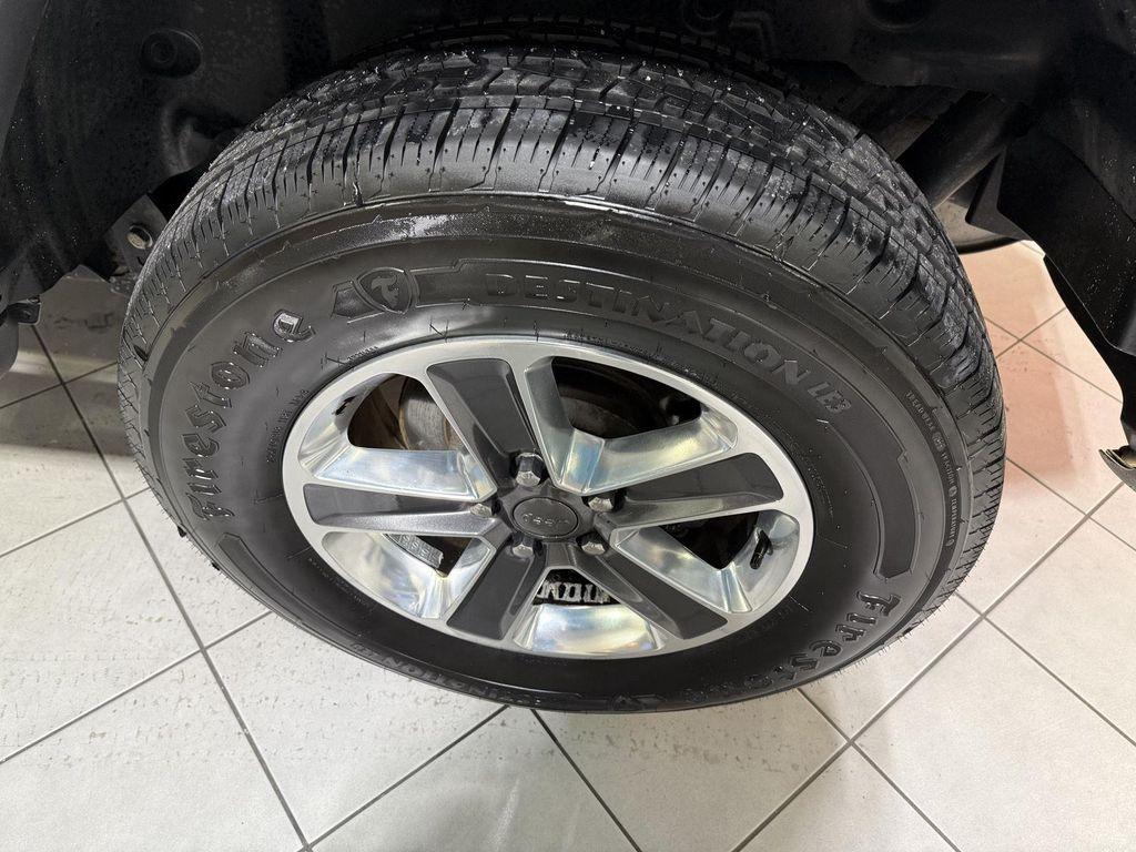 used 2019 Jeep Wrangler Unlimited car, priced at $22,900