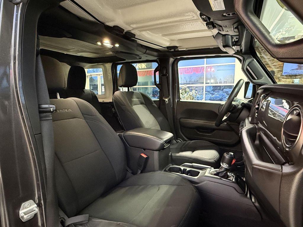used 2019 Jeep Wrangler Unlimited car, priced at $22,900