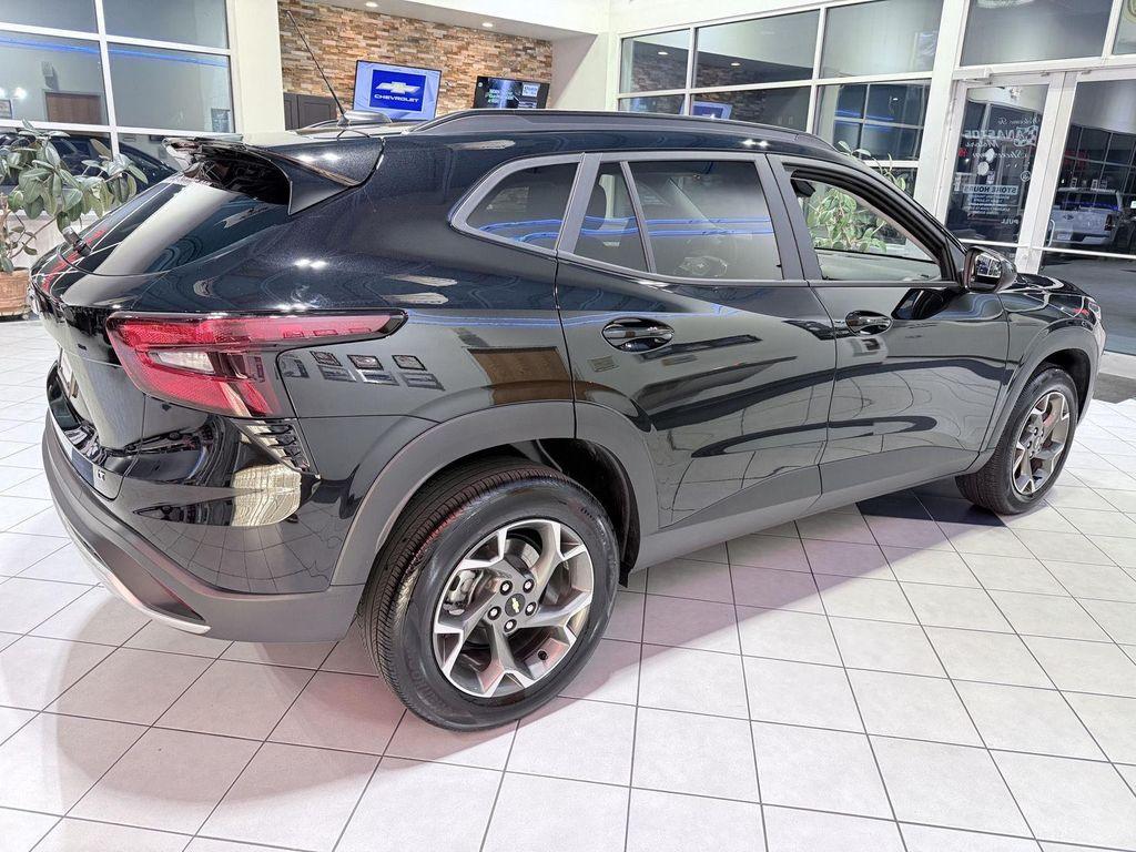 used 2025 Chevrolet Trax car, priced at $21,490