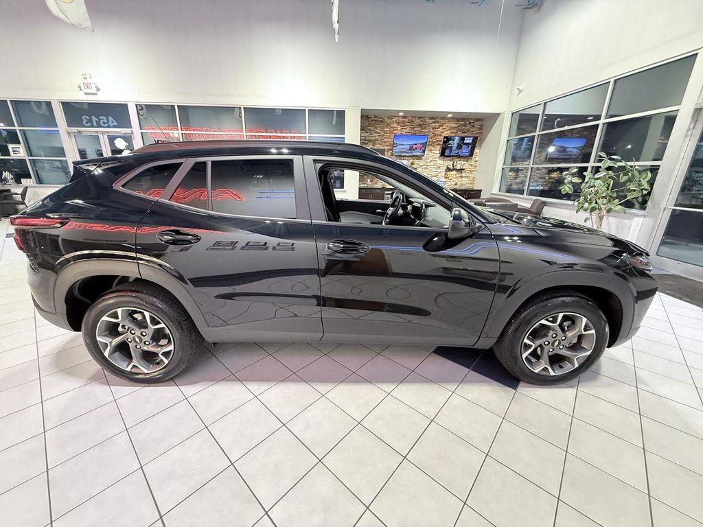 used 2025 Chevrolet Trax car, priced at $21,490