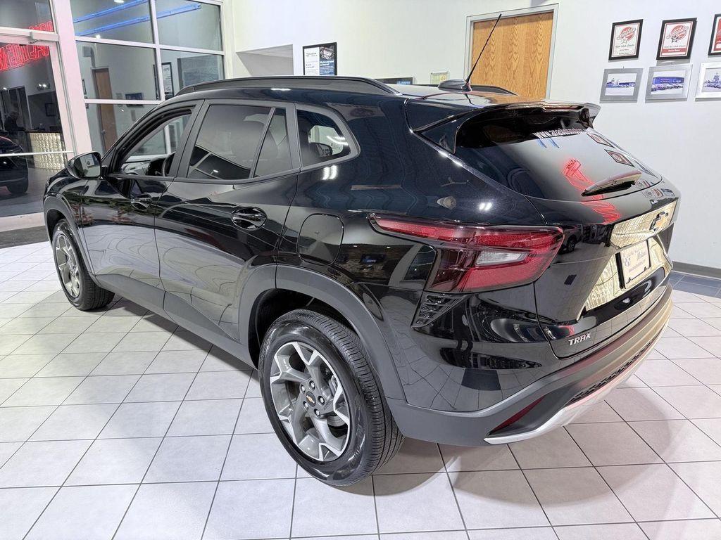 used 2025 Chevrolet Trax car, priced at $21,490