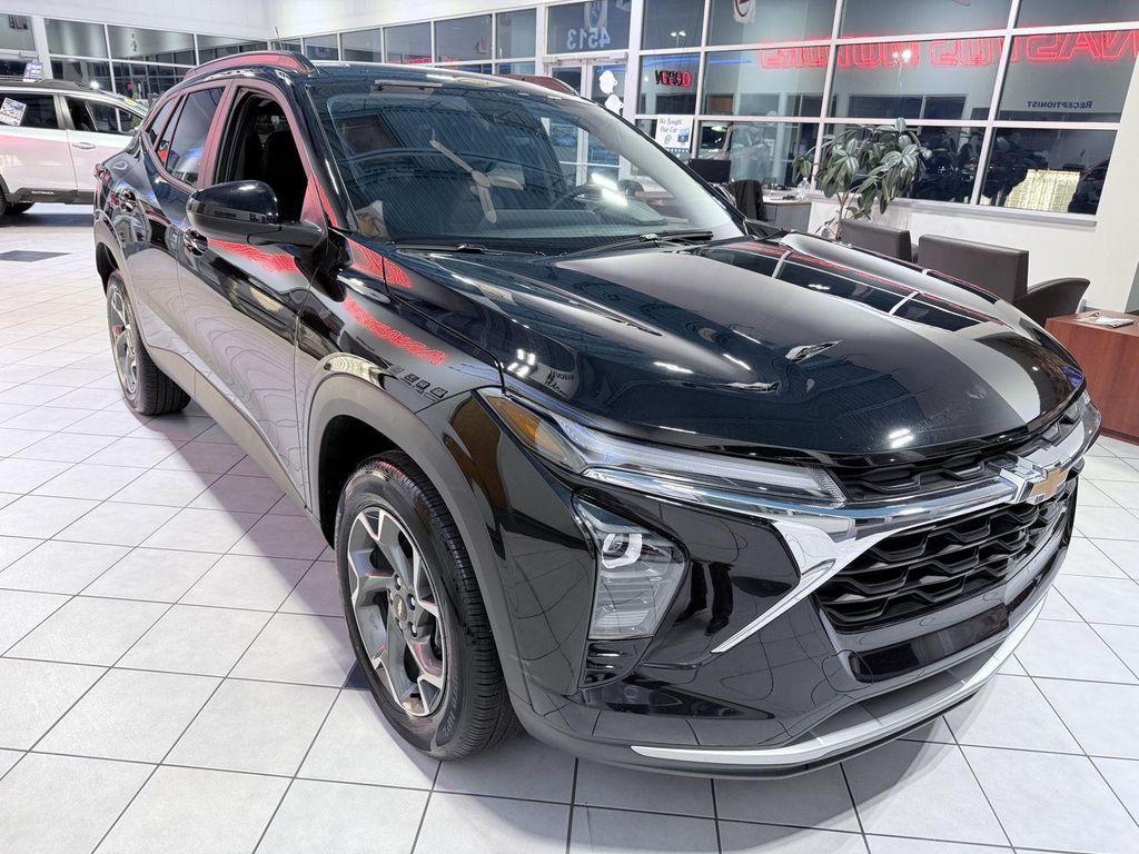 used 2025 Chevrolet Trax car, priced at $21,490