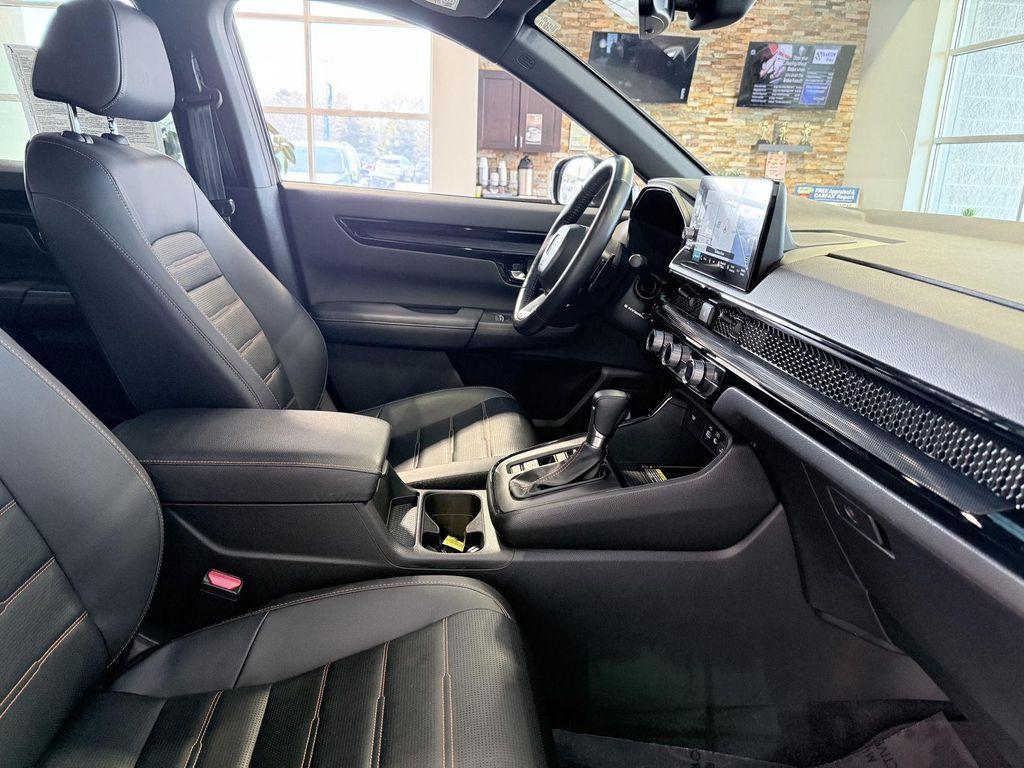 used 2023 Honda CR-V Hybrid car, priced at $36,490