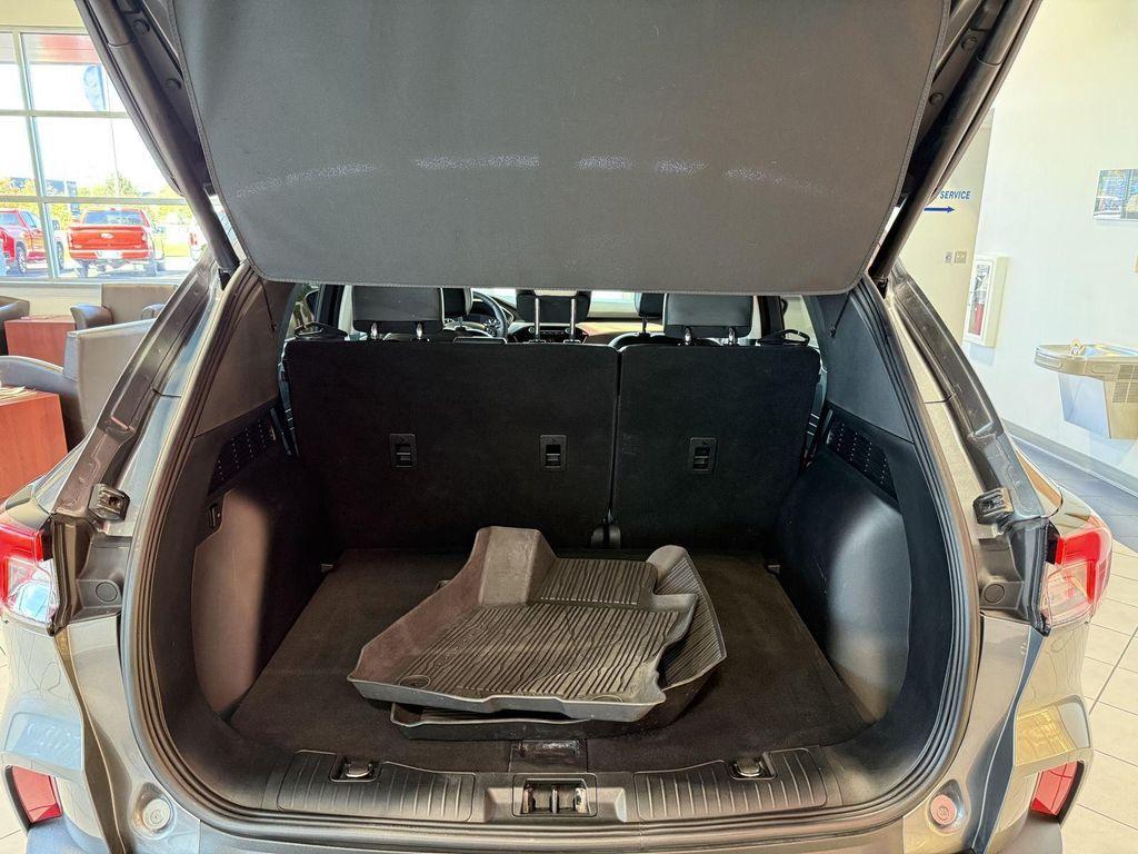 used 2022 Ford Escape car, priced at $22,992