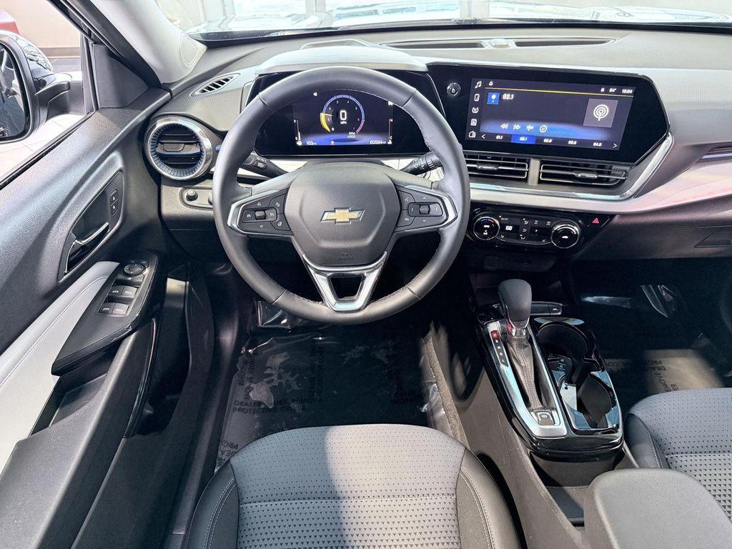 used 2025 Chevrolet Trax car, priced at $20,990