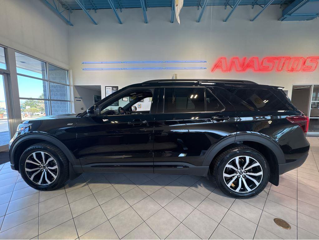used 2023 Ford Explorer car, priced at $36,490