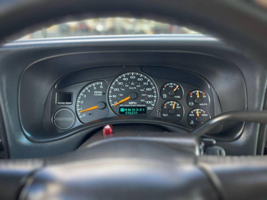 used 2000 Chevrolet Suburban car, priced at $14,995