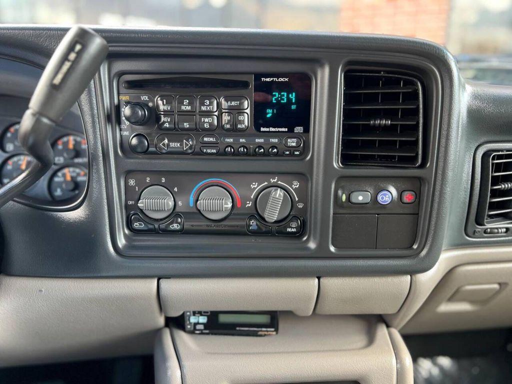 used 2000 Chevrolet Suburban car, priced at $14,995