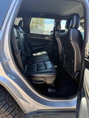 used 2015 Jeep Grand Cherokee car, priced at $10,995