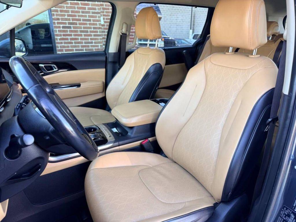 used 2022 Kia Carnival car, priced at $14,995