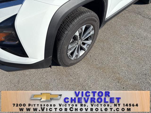 new 2025 Chevrolet Equinox car, priced at $30,245