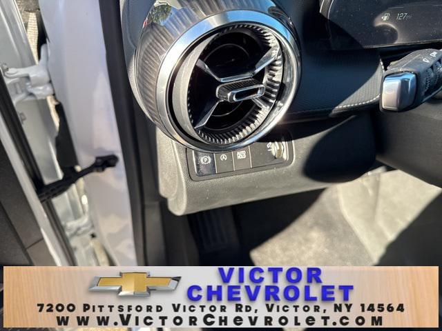 new 2025 Chevrolet Equinox car, priced at $30,245