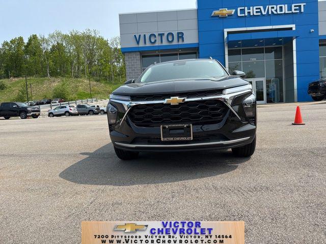 new 2025 Chevrolet Trax car, priced at $25,485
