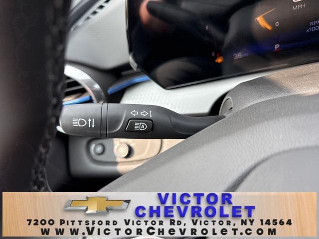 new 2025 Chevrolet Trax car, priced at $25,485