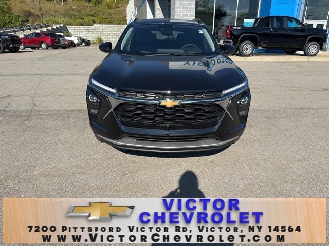 new 2025 Chevrolet Trax car, priced at $25,725