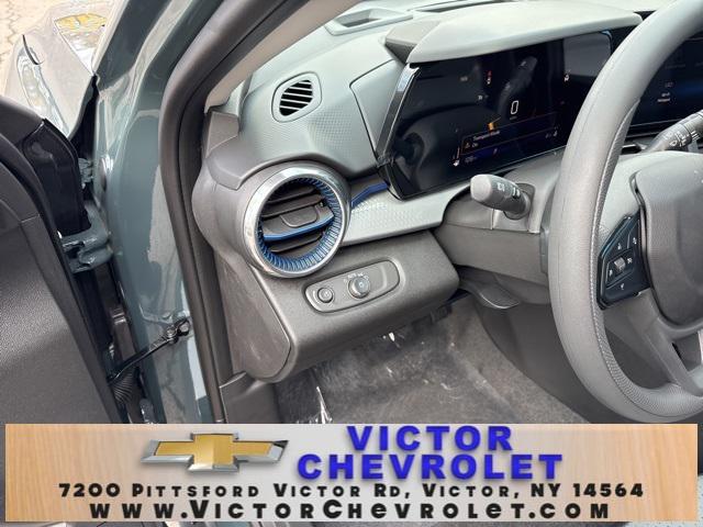 new 2025 Chevrolet Trax car, priced at $23,895