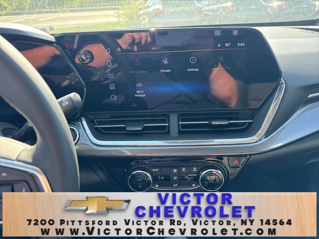 new 2025 Chevrolet Trax car, priced at $27,835