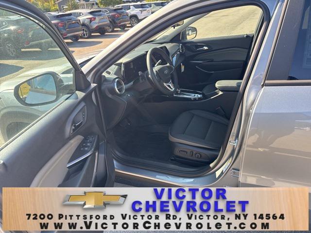 new 2025 Chevrolet Trax car, priced at $27,835