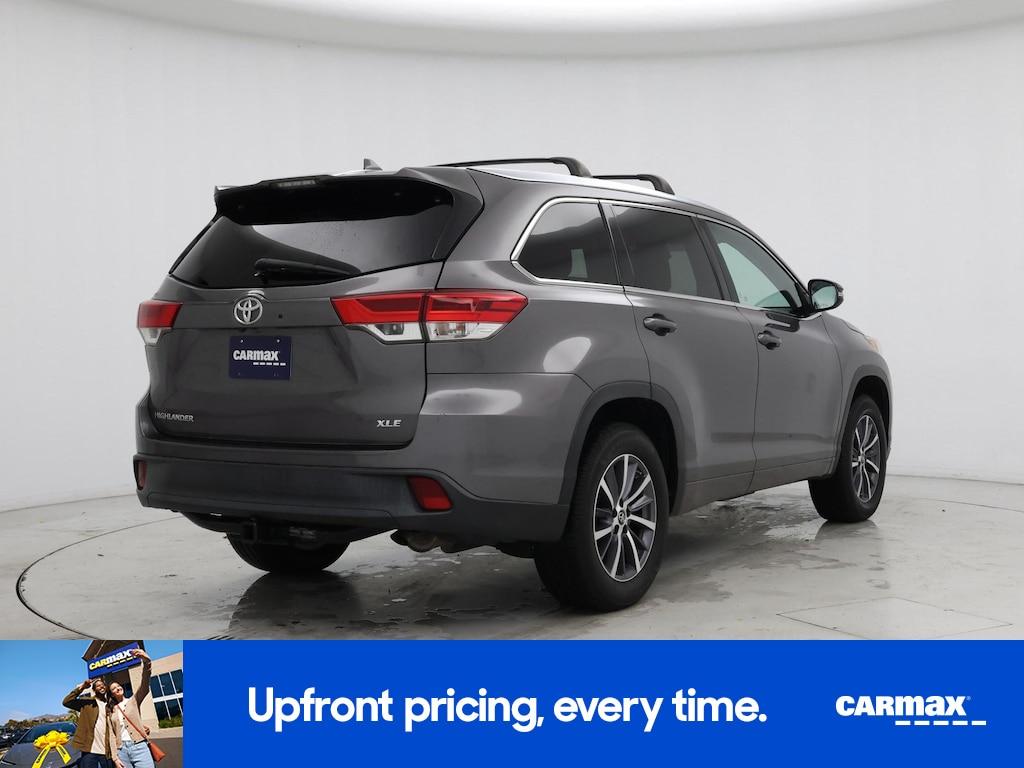 used 2018 Toyota Highlander car, priced at $26,998