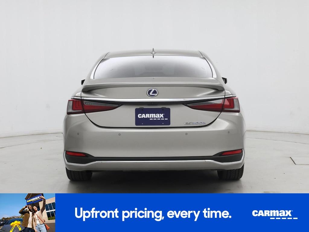 used 2021 Lexus ES 300h car, priced at $38,998