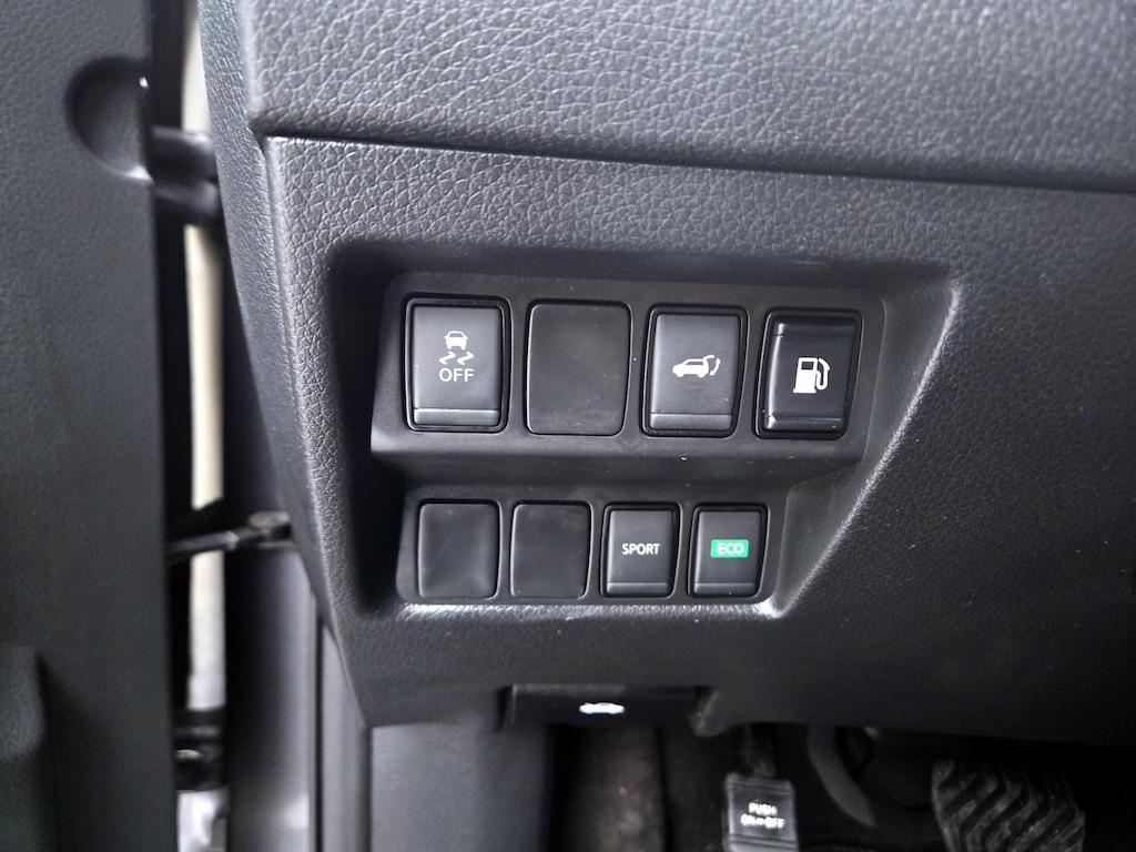 used 2018 Nissan Rogue car, priced at $13,998