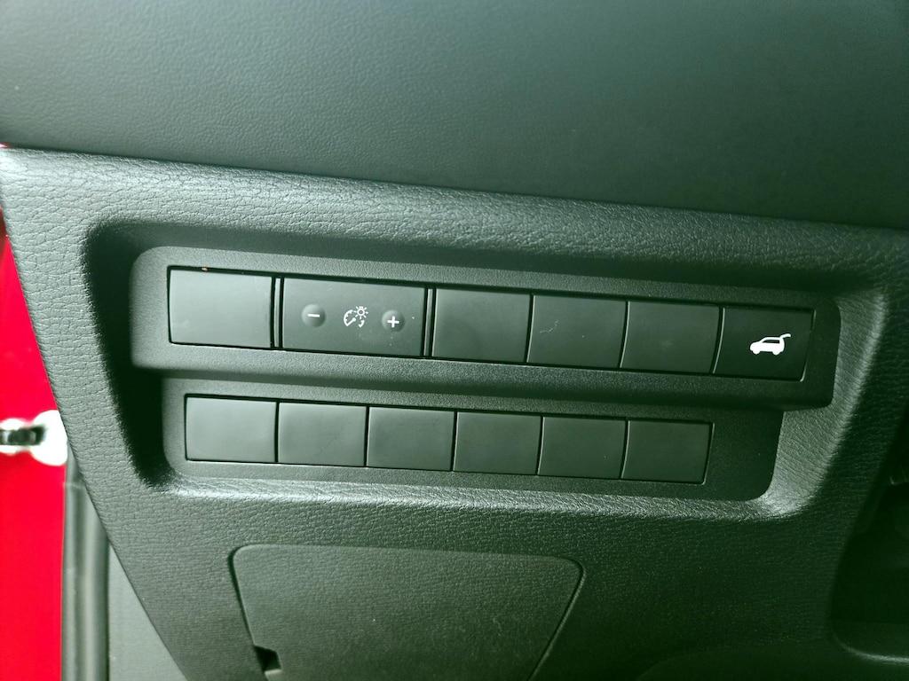 used 2024 Mitsubishi Outlander car, priced at $25,998