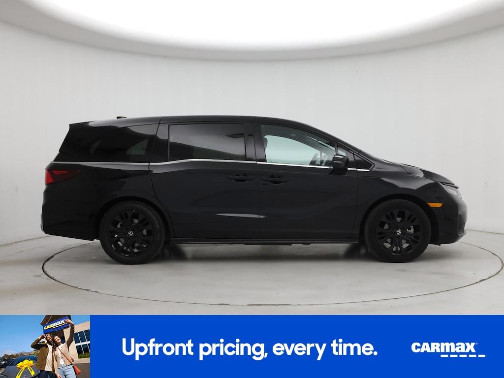 used 2025 Honda Odyssey car, priced at $36,998