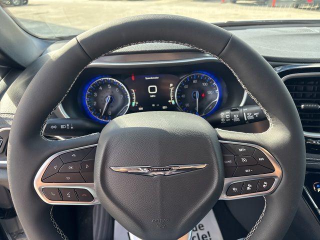 new 2026 Chrysler Pacifica car, priced at $40,972