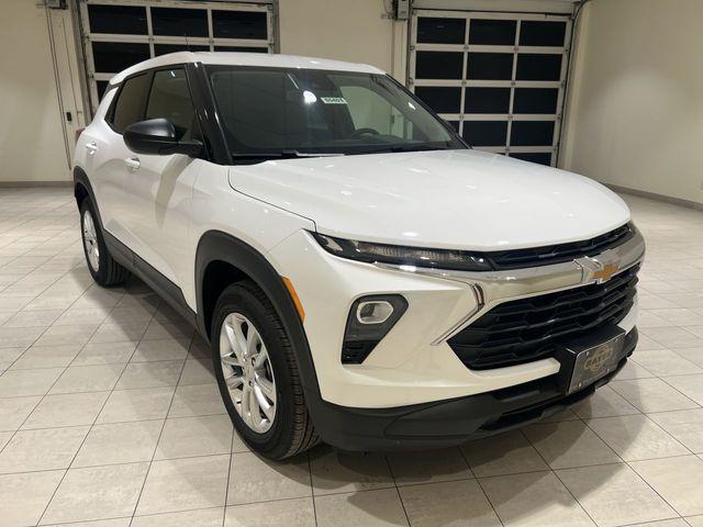 new 2026 Chevrolet TrailBlazer car, priced at $25,680