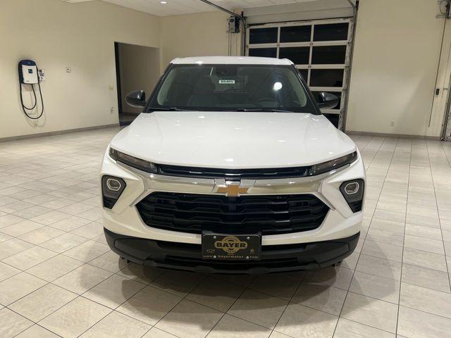 new 2026 Chevrolet TrailBlazer car, priced at $25,680