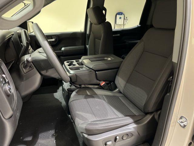 new 2026 Chevrolet Silverado 1500 car, priced at $43,104