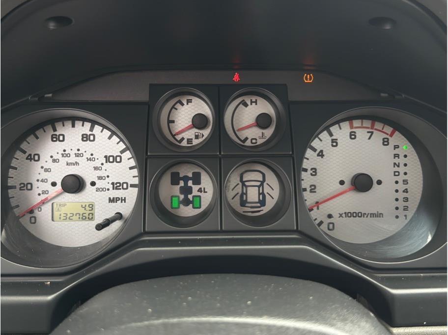 used 2004 Mitsubishi Montero car, priced at $10,990