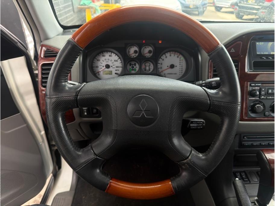 used 2004 Mitsubishi Montero car, priced at $10,990