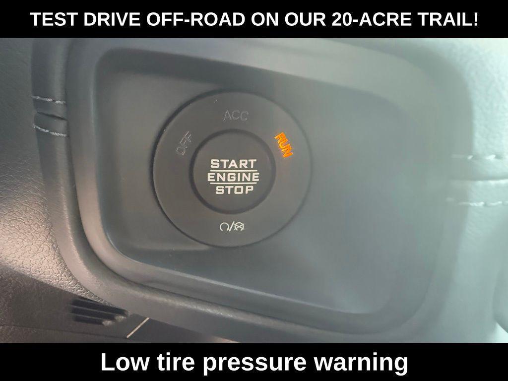 new 2026 Jeep Gladiator car, priced at $57,835