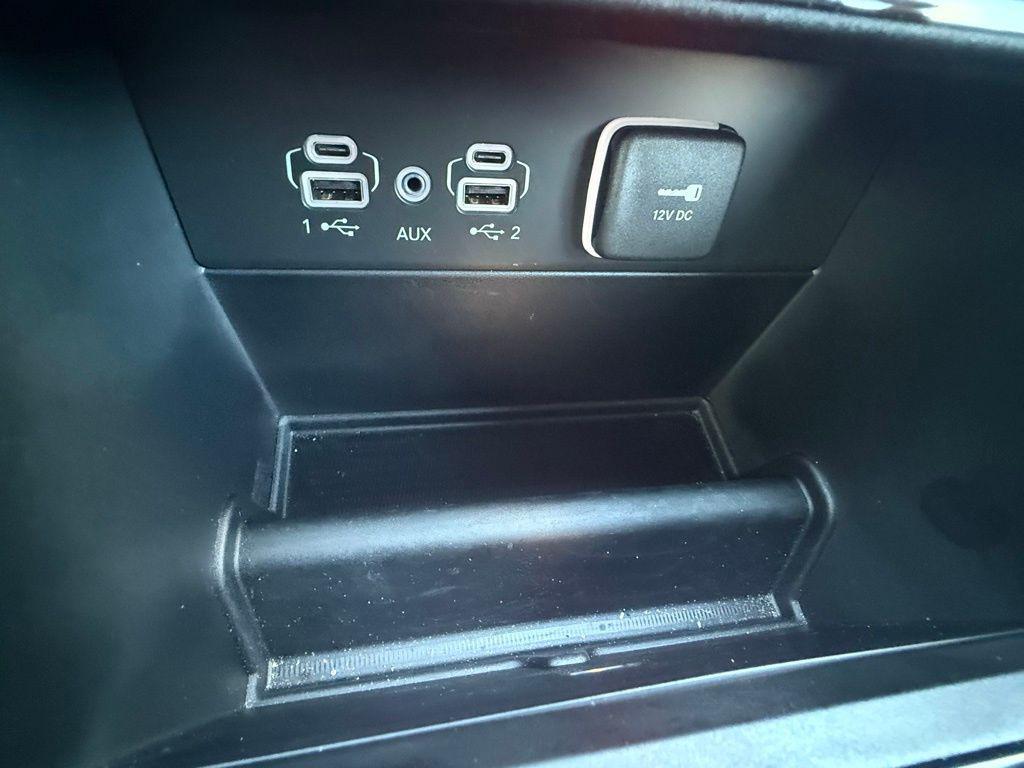 used 2025 Jeep Grand Cherokee car, priced at $36,820