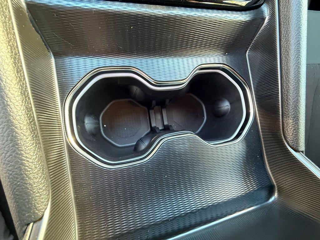 new 2026 Jeep Grand Cherokee car, priced at $35,215