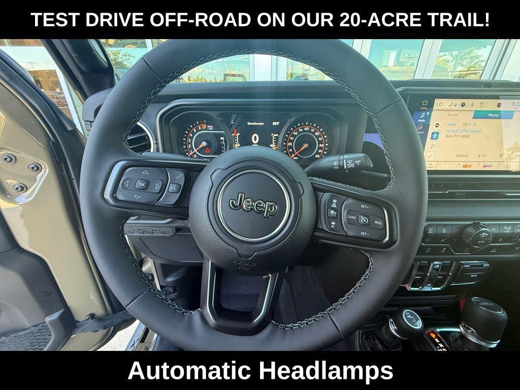 new 2026 Jeep Gladiator car, priced at $47,385