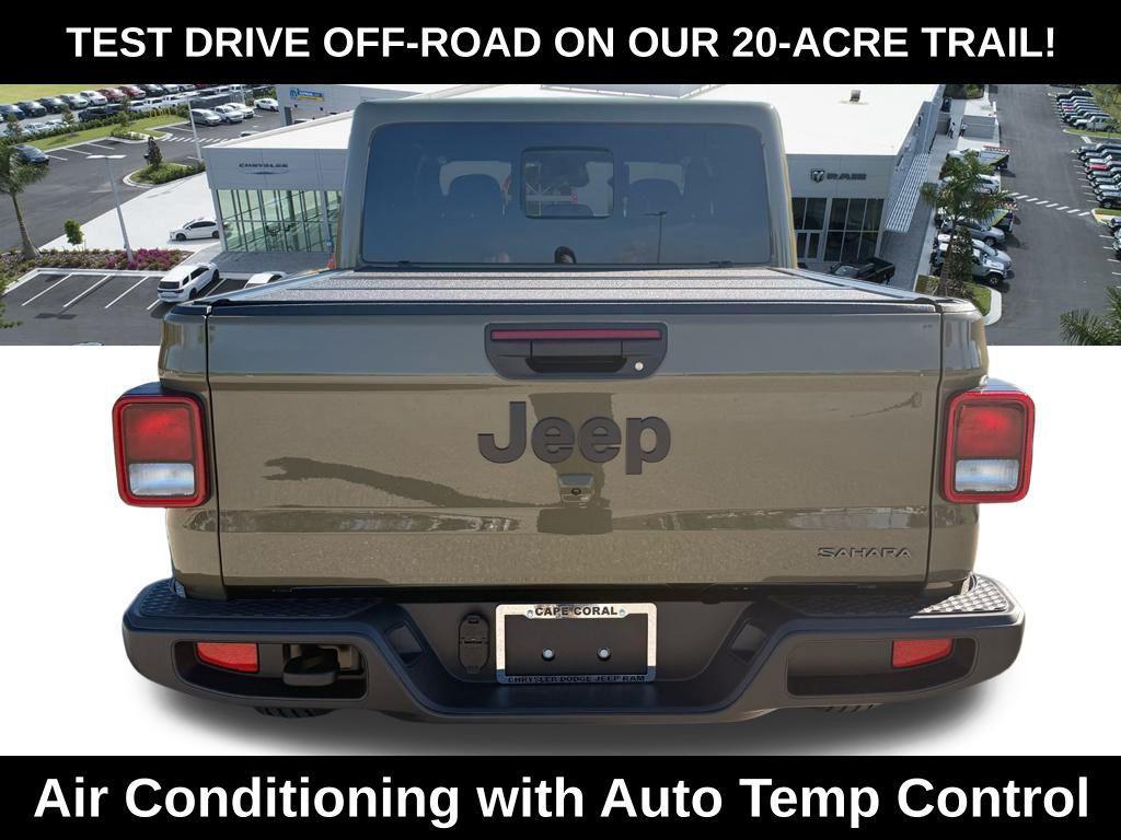 new 2026 Jeep Gladiator car, priced at $47,385