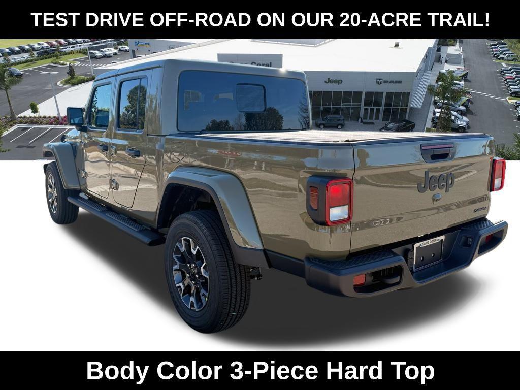 new 2026 Jeep Gladiator car, priced at $47,385