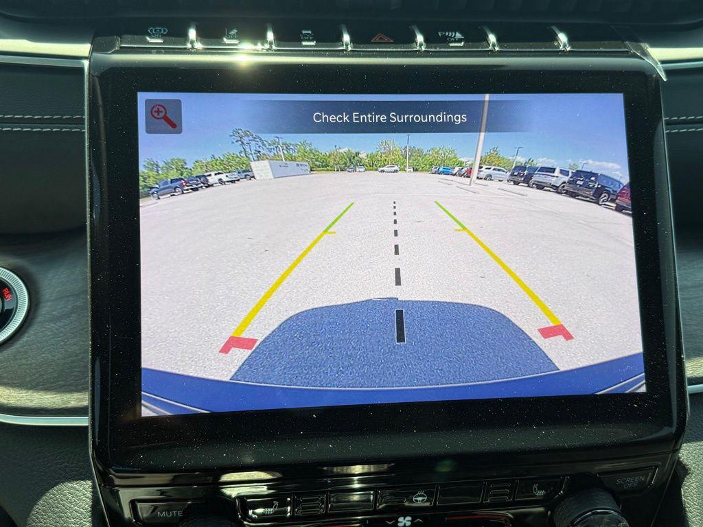 new 2025 Jeep Grand Cherokee 4xe car, priced at $50,380