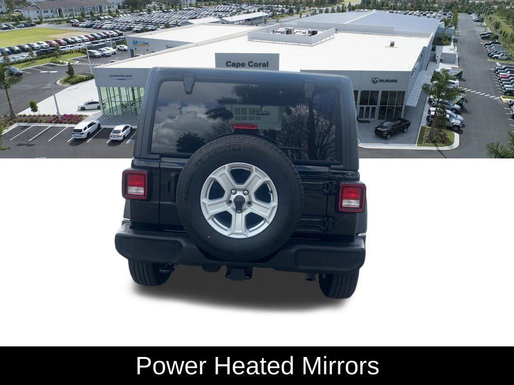 used 2022 Jeep Wrangler Unlimited car, priced at $28,900