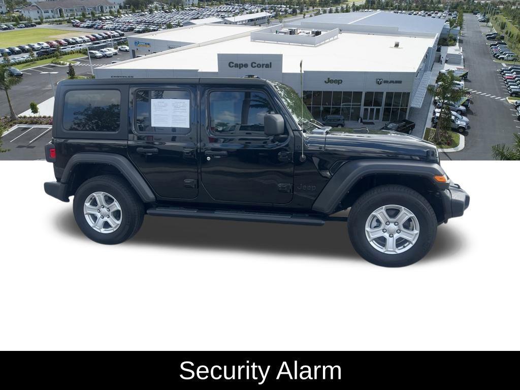used 2022 Jeep Wrangler Unlimited car, priced at $28,900